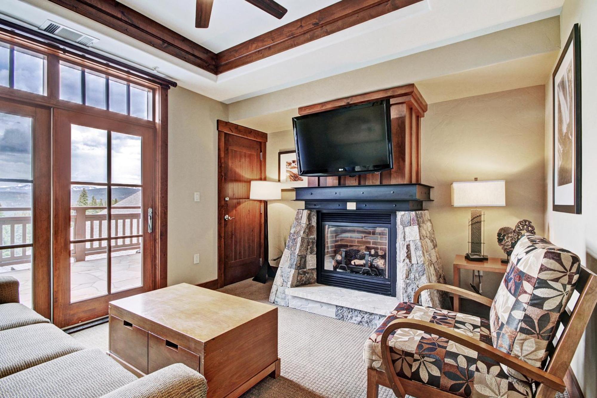 One Ski Hill, A Rockresort Breckenridge Room photo